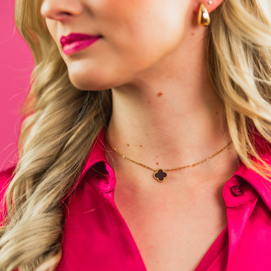 Clover Black Marmor Halskette