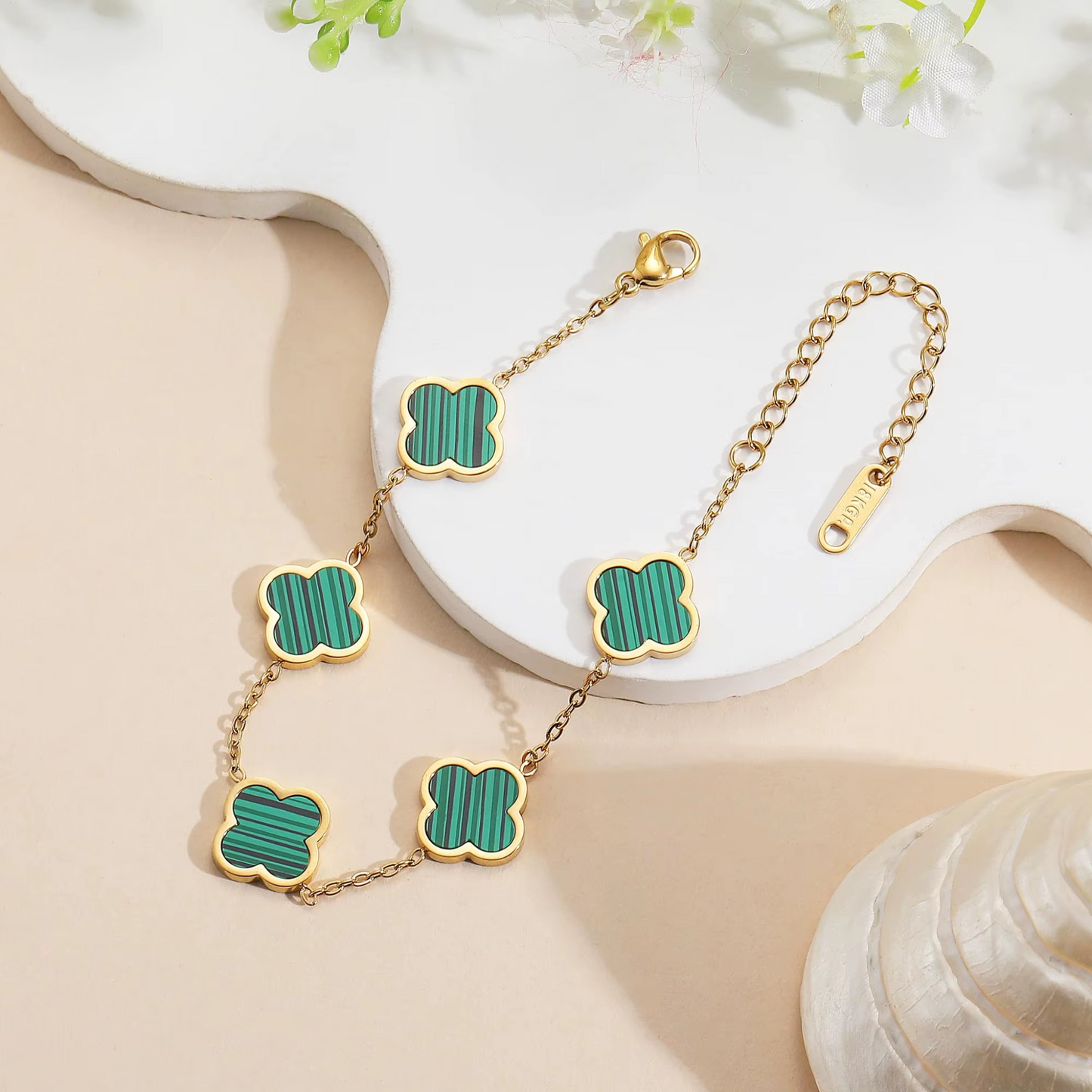 Clover Green Armband