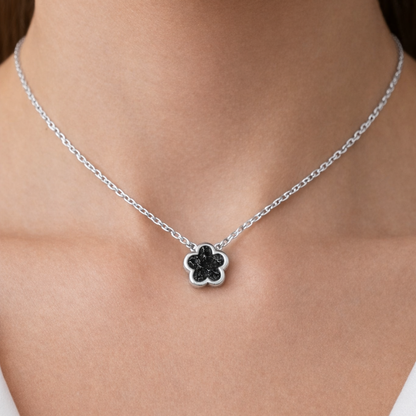 Clover Black Marmor Halskette